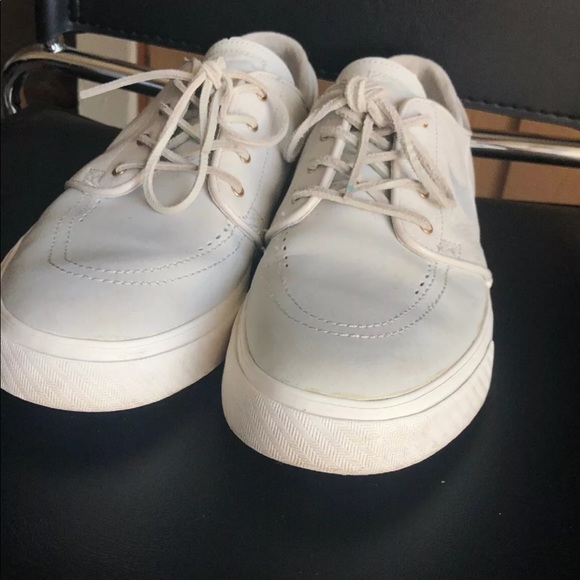 Nike Sb Janoski Red with Gum sole size 11 - Picture 2 of 2